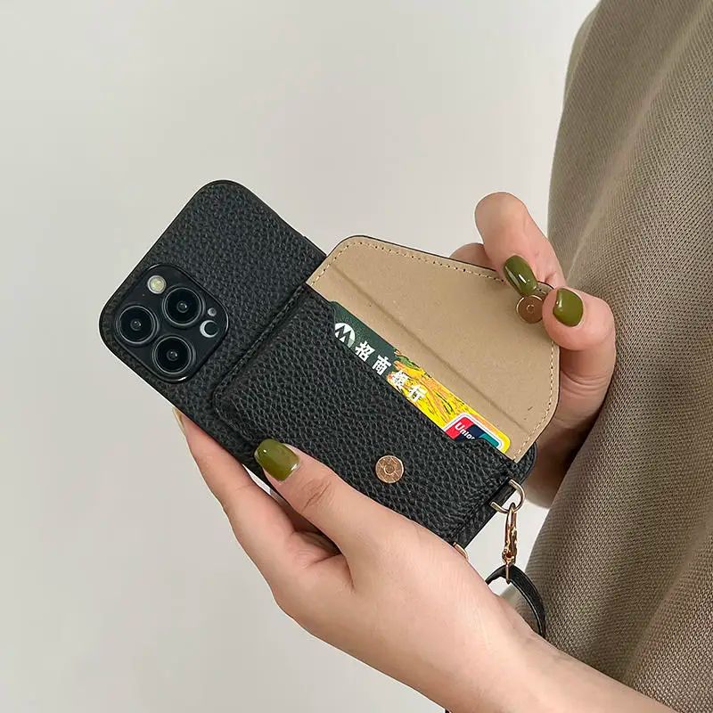 CarryLuxe® Case – Premium Leather, Hands-Free Style